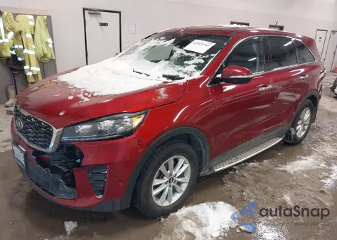 2019 Kia Sorento 2.4L Lx из США, поврежденный, VIN 5XYPG4A31KG571567